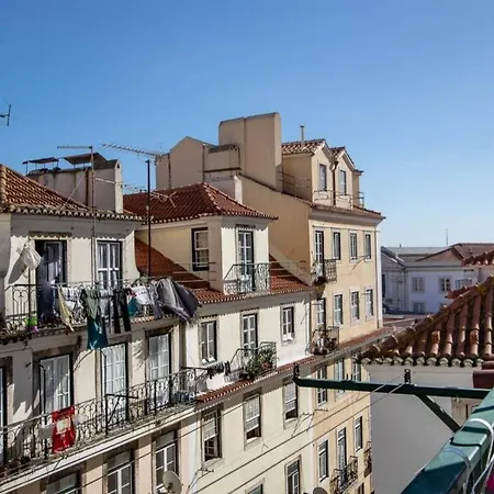 Alfama Balcony * Lissabon