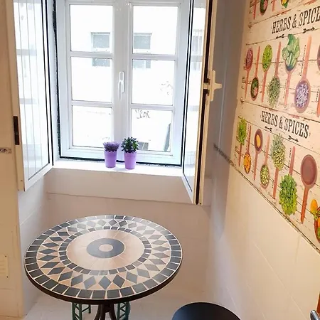 Apartment Alfama Balcony Lisbon