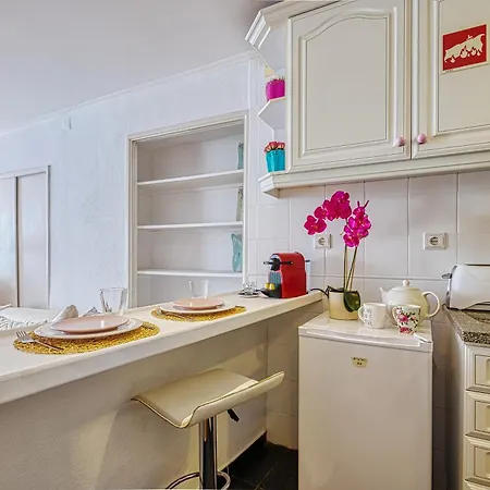 Alfama Balcony Apartman Lisboa