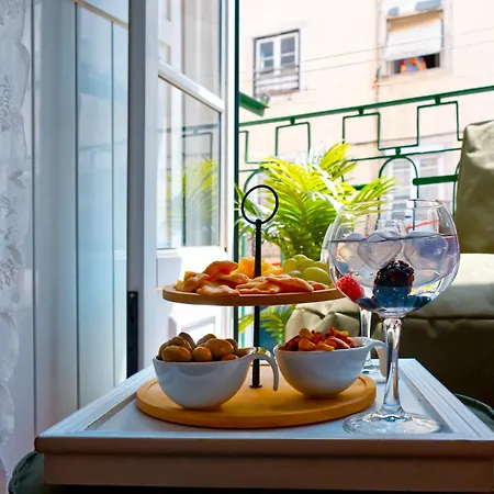 Alfama Balcony *