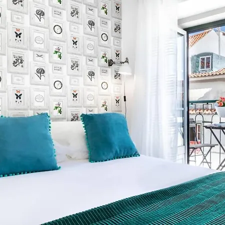 Alfama Balcony Апартаменты